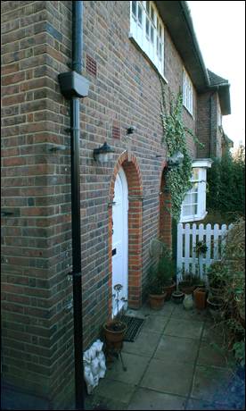 46 Neale Close